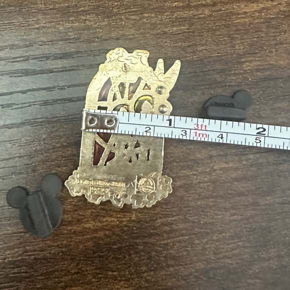 Tinker Bell Pin - Picture 4 of 4